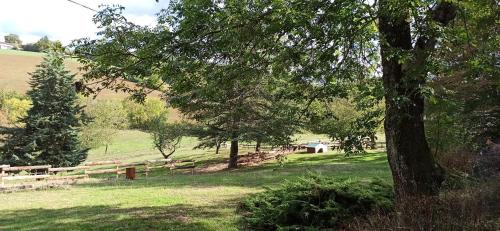 Villeneuve-de-Marc Apartamento | Le Gîte du Chat Nature et Calme à la campagne