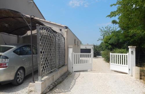 Eyragues Casa | le gîte Lou Jas