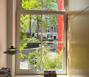 Zuidwal Apartamento | LE GARAGE Downtown serviced apartment