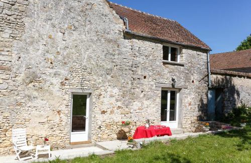Acheres-la-Foret Casa | LE GARDEN FAMILY - RANDO ESCALADE- Gîte avec Jardin spacieux - Confort & Wifi - Parking privé - Golf et château à 15 minutes