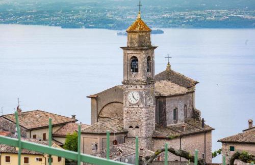 Albisano Cama Y Desayuno | Le Gemme Suite