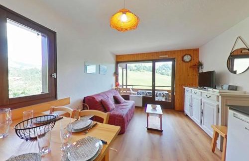 Le Grand-Bornand Apartamento | Le Grand-Bornand : Studio cabine, au pied des pistes, 5 couchages - FR-1-241-15