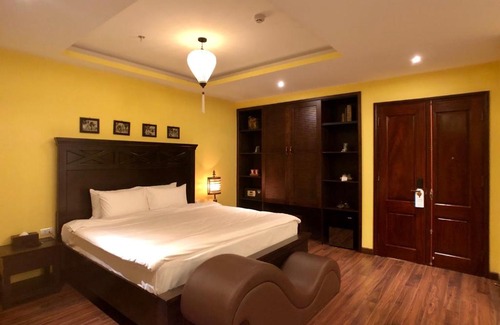 Trung Hoa Nhan Chinh Hotel | Le Grand Hanoi Hotel - The Oriental