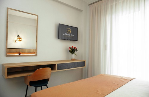 Gerakini Casa | Le Grand Rêve Deluxe Family Apartment