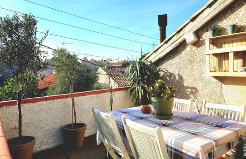 Beziers Apartamento | Le Grenier 1900, Wi-fi, Climatisation, Terrasse, 15 Minutes du Centre