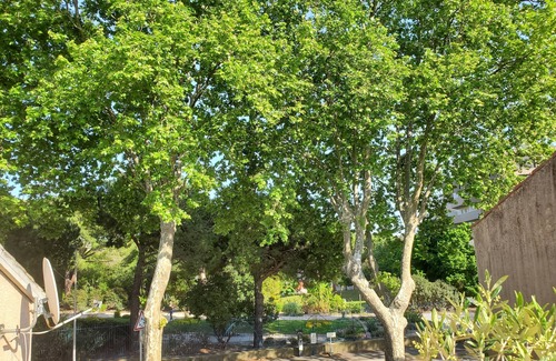 Beziers Apartamento | Le Grenier 1900, Wi-fi, Climatisation, Terrasse, 15 Minutes du Centre