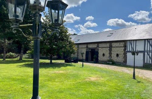 Ouilly-le-Vicomte Casa | Le Grenier d'Ouilly au cœur du Pays d'Auge - Piscine - Babyfoot- Jardin