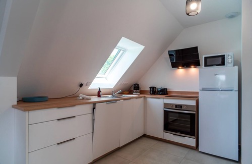 Locmariaquer Apartamento | Le Haut du Nelud - Appt dans maison avec jardin