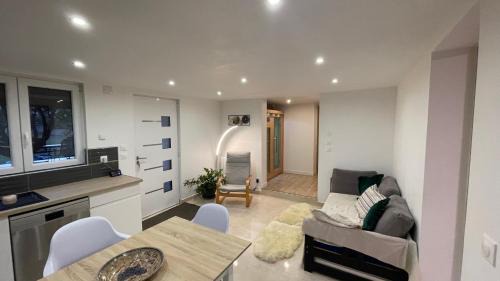 Castelnaudary Apartamento | Le Havre d'Athena, App spacieux 2 chambres, Grand Jardin Privé, Sauna, WiFi & Abri Vélos