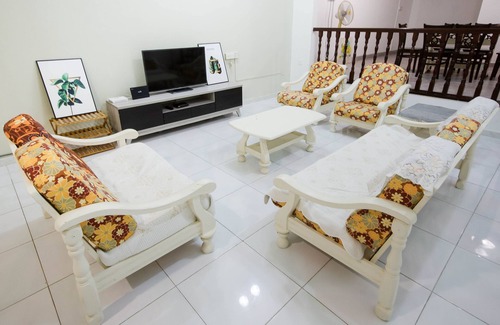 Kota Kinabalu Casa | 【Le'Hilltop】 Tierra debajo del viento | Casa semi-luminosa y acogedora | BBQ / 8-10Pax