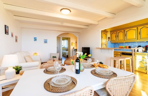 Les Baumettes Apartamento | LE JARDIN BLEU AP4388 By Riviera Holiday Homes
