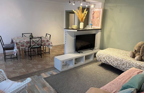 Savigny-sur-Orge Apartamento | Le Jardin Chamberlin Guest house, apartment les magnolias