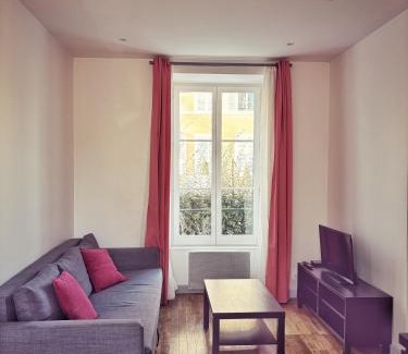 Fontainebleau Apartamento | Le jardin de l'arbre sec + parking, proche château.
