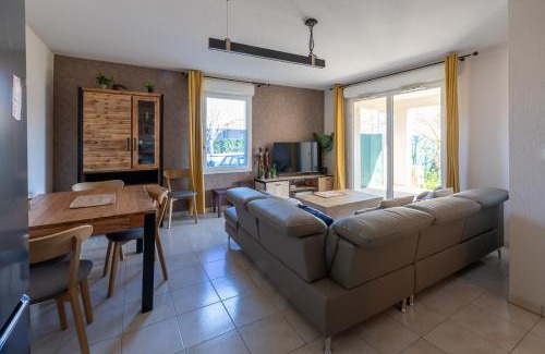 Castanet-Tolosan Apartamento | Le Jardin des Chimères