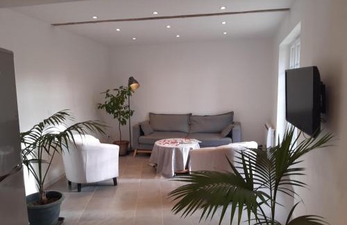 Bouglainval Casa | Le Jean Moulin