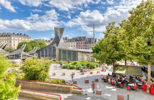 Quartier Vieux Marche-Cathedrale Apartamento | Le Jeanne d'Arc, vue sur la Place du Vieux Marché