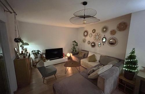Kable Apartamento | Le Joli Adèle proche Gare avec Terrasse et Parking