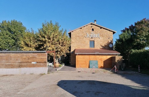 Genay Apartamento | Le Jostel 1