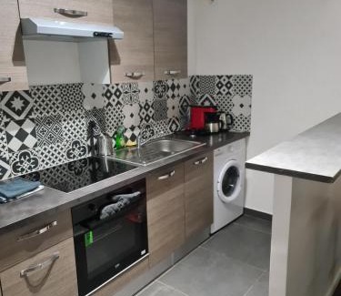 Pyramides Apartamento | Le Jules Val - Studio cosy en résidence + Parking + Wi-fi