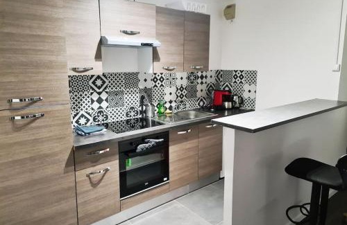 Pyramides Apartamento | Le Jules Val - Studio cosy en résidence + Parking + Wi-fi