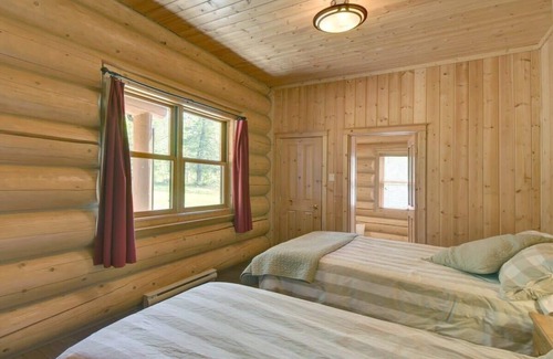 Fiddler Lake Resort Chalet De Esquí | Le lapin des bois - Chalet #11