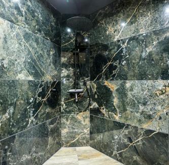 Saint-Roch - Badouillere - Chavanelle Apartamento | Le Legendary Spa, hypercentre avec sauna, balnéo et wifi par SOVALFI