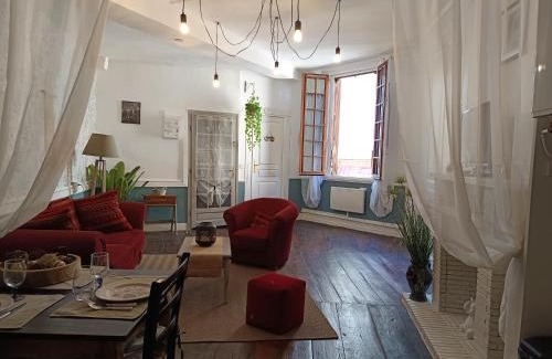 Saint-Leonard-de-Noblat Apartamento | Le Liberté appartement privatif
