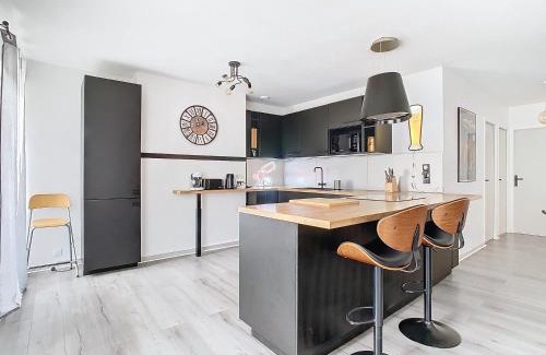 Voiron Apartamento | LE LOFT, 2 chambres 85 m2, hyper centre, proche gare