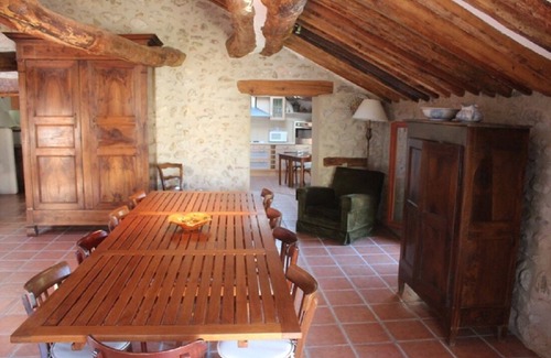 Laroque-des-Alberes Apartamento | LE LOFT - 6-person apartment, air-conditioned, shared pool, Wifi