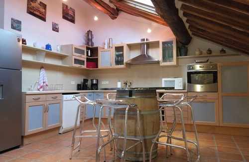 Laroque-des-Alberes Apartamento | LE LOFT - 6-person apartment, air-conditioned, shared pool, Wifi