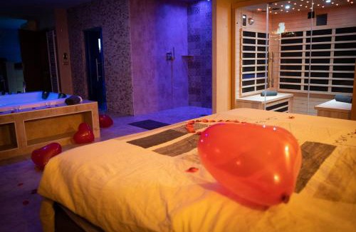 Koenigshoffen Est Apartamento | LE LOFT A BULLES (85m2 Jacuzzi Hammam Billiard Bar Douche Sauna)