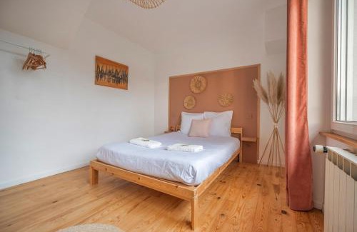 Epernay Casa | Le Loft Triplex 200M2 avec billard au centre-ville