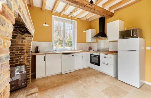 Saint-Michel-de-Livet Apartamento | Le Logis de Saint Michel de Livet - 5 chambres