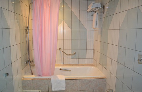 Yaounde Hotel | Le Luxtral Hôtel