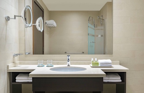 Diplomatic Area Hotel | Le Méridien City Center, Doha