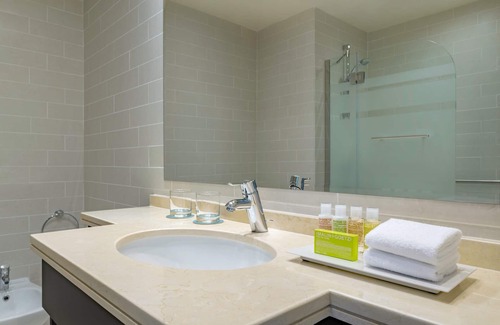Diplomatic Area Hotel | Le Méridien City Center, Doha