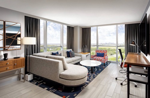 Dania Beach Hotel | Le Méridien Dania Beach at Fort Lauderdale Airport