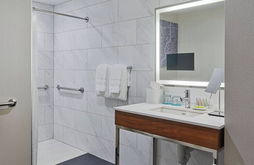 Wholesale District Hotel | Le Méridien Indianapolis