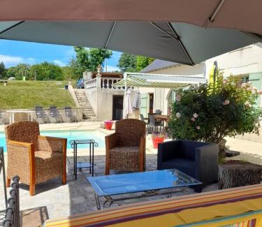 Vallieres-les-Grandes Cama Y Desayuno | Le Manoir des Prés