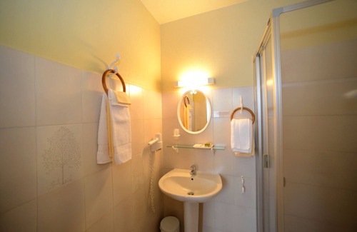 Sainte-Cecile Hotel | Le Manoir de L'Acherie
