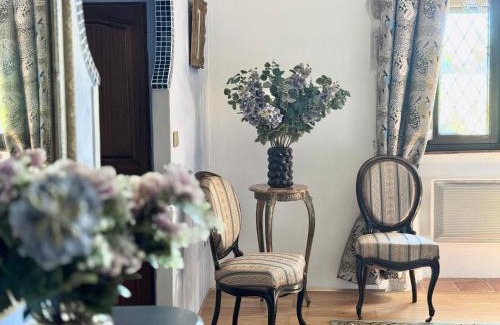 Sevremont Casa | Le Manoir médiéval de Garance