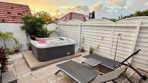 Sainte-Anne Apartamento | Le Maracuja - Jacuzzi privé à 2 min de la plage