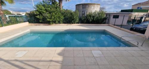 Plaine de la Brague Apartamento | Le Marin - Pool and parking