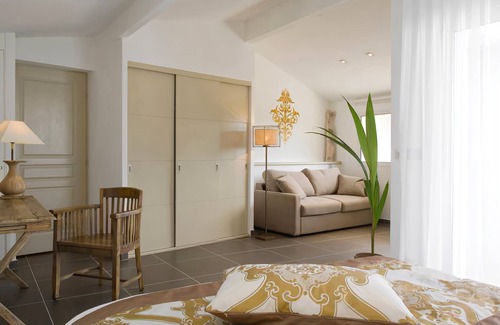 Saintes-Maries-de-la-Mer Hotel | Le Mas de Cocagne