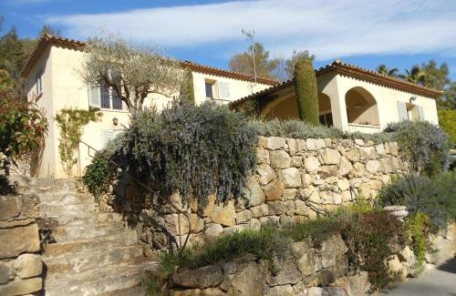 Le Rouret Cama Y Desayuno | Le Mas de FRAYERE