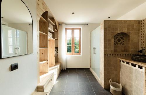 Loriol-sur-Drome Casa | Le Mas des deux Soleils
