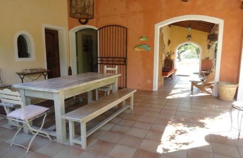 Puget-Ville Cama Y Desayuno | Le Mas des Oliviers