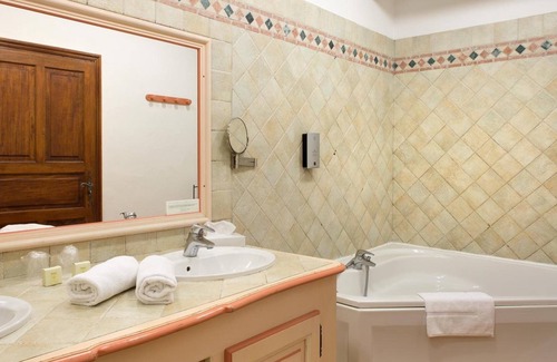 Aigues-Mortes Hotel | Le Mas des Sables