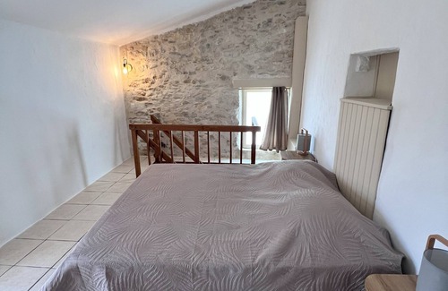 Orthoux-Serignac-Quilhan Cama Y Desayuno | Le Mas Du Gentilhomme Lavender guest room