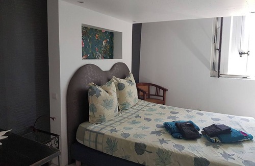 Laroque Otro | LE MAS ROUX, surrounded by nature, heated swimming pool, 5 bedrooms